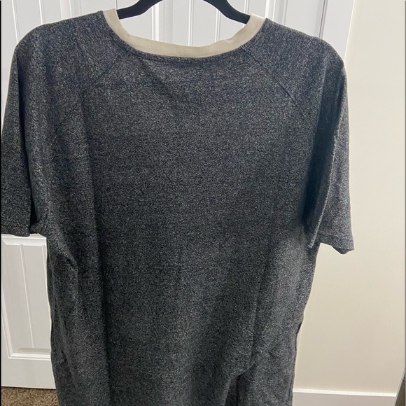 McKenzie T-shirt L - Picture 2 of 3